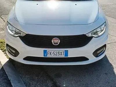 Usata Fiat Tipo 95 CV (69 kW) 2017 Bianco Berlina