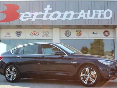 Usata BMW 530 Gran Turismo Luxury Line 258 CV (189 kW) 2015 Blue metallizzato Berlina
