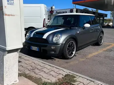 Usata Mini Cooper S 170 CV (125 kW) 2006 Grigio Utilitaria
