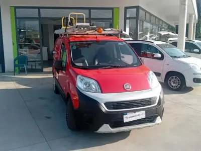 Usata Fiat Fiorino 80 CV (58 kW) 2017 Rosso Monovolume