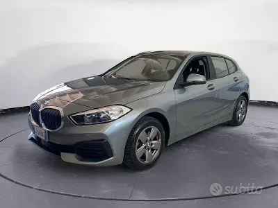 Usata BMW 116 Advantage 116 CV (85 kW) 2022 Grigio Utilitaria