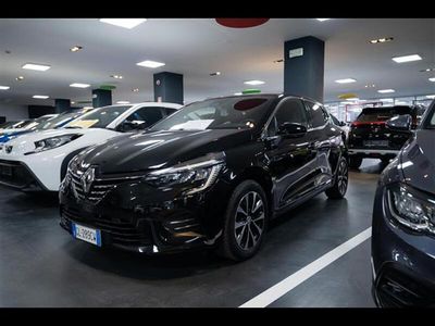 Usata Renault Clio V Intens 90 CV (66 kW) 2022 Grigio chiaro