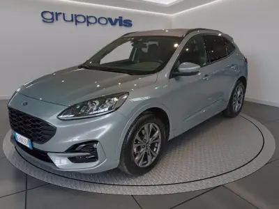 Usado Ford Kuga ST-Line X 120 CV (88 kW) 2022 Plateado SUV