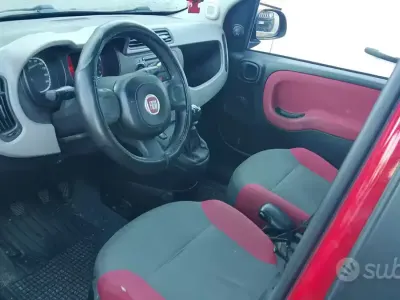 Usata Fiat Panda 85 CV (62 kW) 2013 Rosso Utilitaria