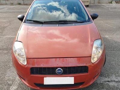 Usata Fiat Punto 80 CV (58 kW) 2005 Utilitaria