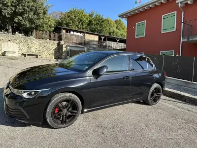 Usata VW Golf VIII Life 110 CV (80 kW) 2021 Nero Berlina
