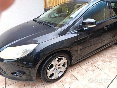 Usata Ford Focus 115 CV (84 kW) 2013 Nero Station wagon