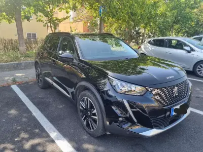 Usata Peugeot 2008 GT-line 131 CV (96 kW) 2020 Nero SUV