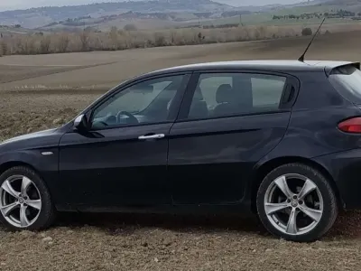 Usata Alfa Romeo 147 150 CV (110 kW) 2007 Utilitaria