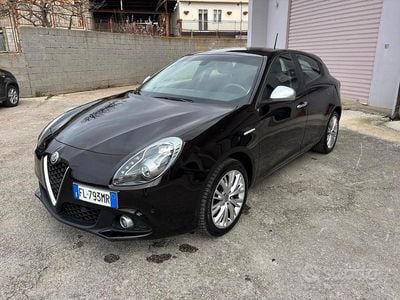 Usata Alfa Romeo Giulietta 120 CV (88 kW) 2017 Nero Utilitaria