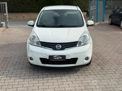 Usata Nissan Note Tekna 88 CV (64 kW) 2012 Bianco Utilitaria