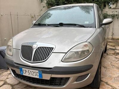Usata Lancia Ypsilon 2004 Grigio Utilitaria