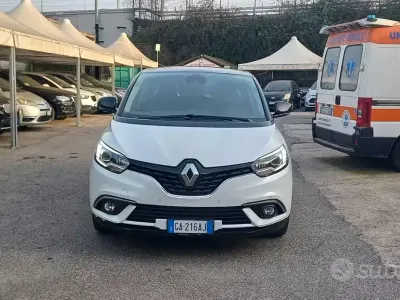 Usata Renault Grand Scénic IV Business 120 CV (88 kW) 2019 Bianco Monovolume