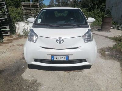 usata Toyota iQ iQ 1.0