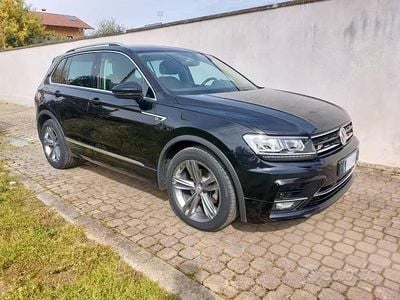 Usata VW Tiguan R-line 116 CV (85 kW) 2018 Nero SUV