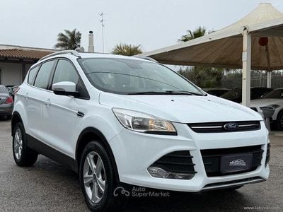 Usata Ford Kuga Business Edition 120 CV (88 kW) 2016 Bianco SUV