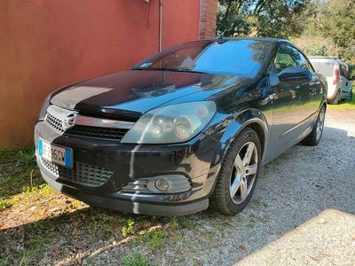 Usata Opel Astra Cabriolet 150 CV (110 kW) 2006 Cabrio