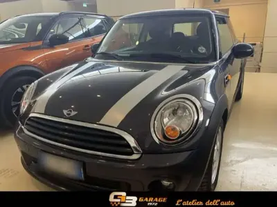 Usata Mini ONE 98 CV (72 kW) 2013 Grigio Utilitaria