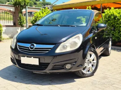 Usata Opel Corsa 80 CV (58 kW) 2007 Nero Utilitaria