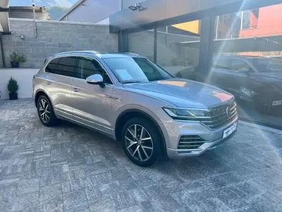 Usado VW Touareg Advance 286 HP (210 kW) 2019 Prateado SUV
