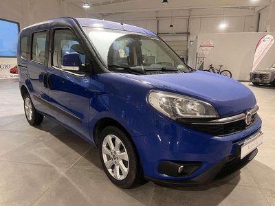 Blu/azzurro Usata 2018 Fiat Doblò Lounge Monovolume | 7000 € (Super prezzo)