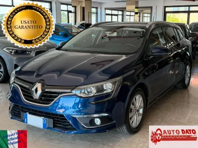 Usata Renault Mégane GrandTour Business 116 CV (85 kW) 2019 Blu Station wagon