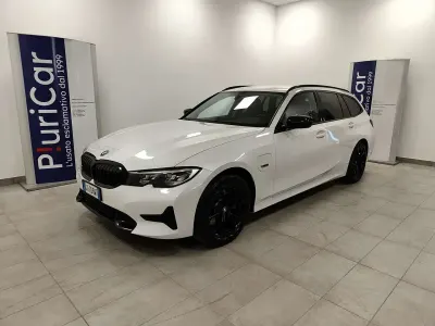 Usata BMW 320e Sport Line 163 CV (119 kW) 2021 Bianco Station wagon