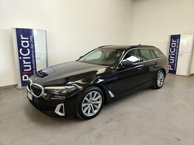 Usata BMW 530e Luxury Line 292 CV (214 kW) 2022 Nero Station wagon