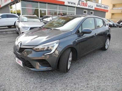Usata Renault Clio V Zen 101 CV (74 kW) 2022 Grigio Berlina