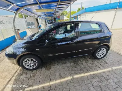 Usata Fiat Punto Evo Active 65 CV (47 kW) 2010 Nero Utilitaria