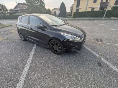 Usata Ford Fiesta ST-Line 125 CV (91 kW) 2020 Nero Utilitaria