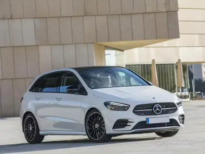 Usata Mercedes B180 116 CV (85 kW) 2019 Bianco Utilitaria