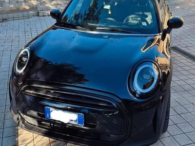 Begagnad Mini ONE 136 HK (100 kW) 2021 Halvkombi