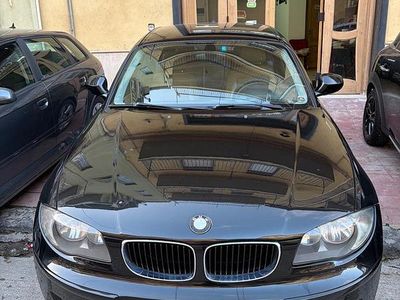 Usata BMW 118 2011 Nero Utilitaria