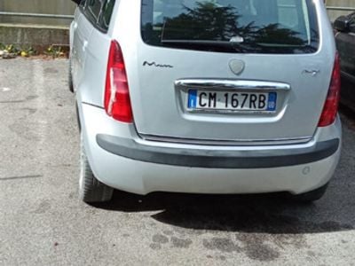 Usata Lancia Musa 101 CV (74 kW) 2006 Grigio Monovolume