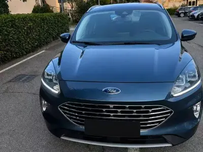 Usata Ford Kuga 120 CV (88 kW) 2021 SUV