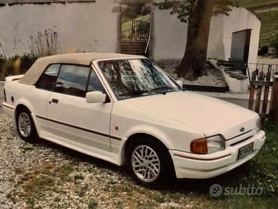 Usata Ford Escort Cabriolet 1990 Bianco Cabrio