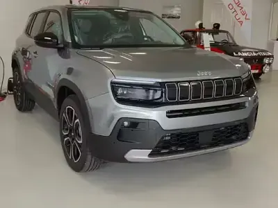 Nuova Jeep Avenger Summit 101 CV (74 kW) 2026 Grigio SUV