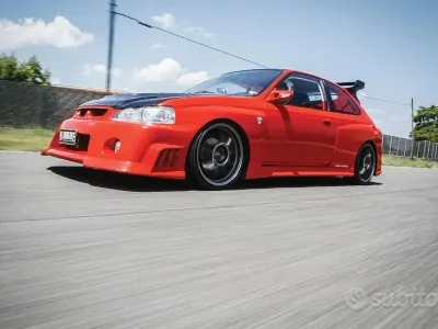 Usata Honda Civic 160 CV (117 kW) 1996 Rosso Berlina