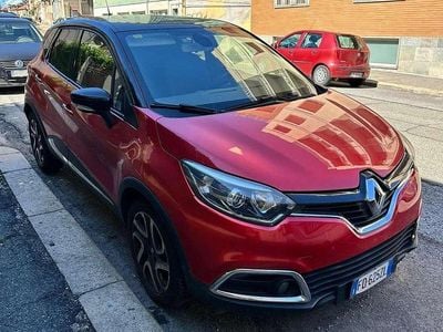 Usata Renault Captur Iconic 90 CV (66 kW) 2016 Rosso SUV