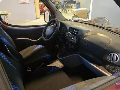 Usata Fiat Doblò 2005 Rosso Monovolume