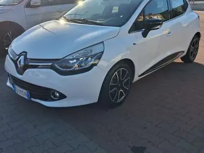 Usata Renault Clio IV 75 CV (55 kW) 2016 Berlina