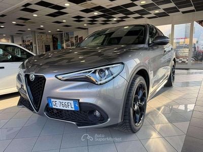 Usata Alfa Romeo Stelvio 209 CV (153 kW) 2019 Grigio SUV