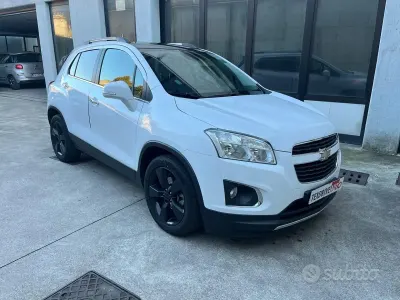 Usata Chevrolet Trax LTZ 131 CV (96 kW) 2014 Bianco SUV