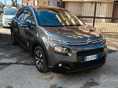 Usata Citroën C3 Shine 83 CV (61 kW) 2019 Grigio Berlina