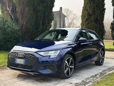 Usata Audi A3 Business 116 CV (85 kW) 2021 Blu/azzurro Berlina