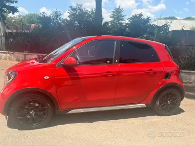 Usata Smart ForFour 90 CV (66 kW) 2018 Rosso Utilitaria