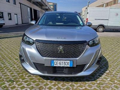 Begagnad Peugeot 2008 Allure 131 HK (96 kW) 2021 Grå SUV