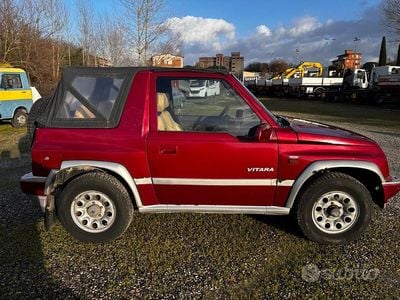 Usata Suzuki Vitara 74 CV (54 kW) 1990 Rosso Cabrio