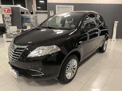 Usata Lancia Ypsilon Gold 80 CV (58 kW) 2014 Nero Utilitaria